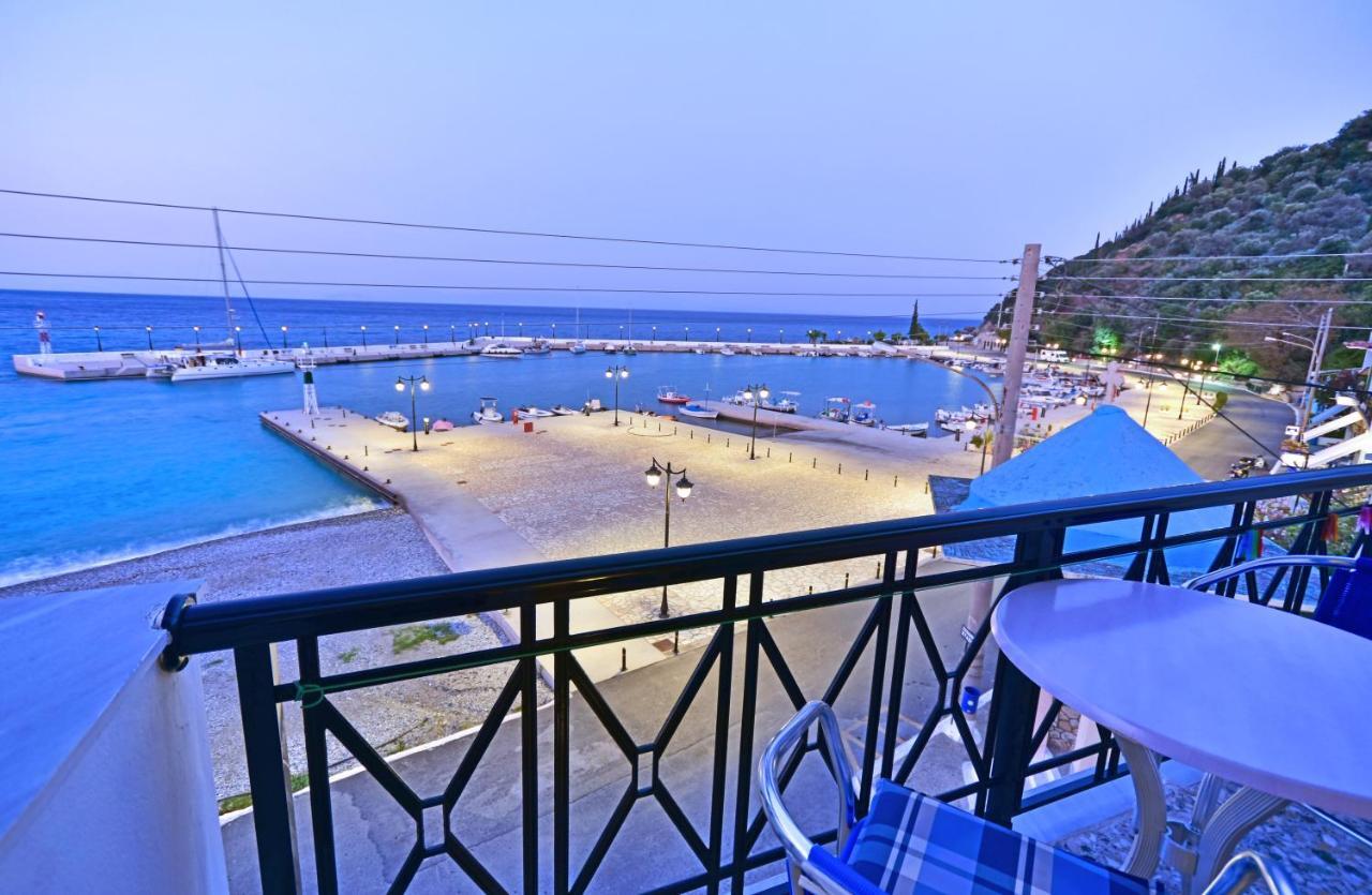 Hotel Blue Sea Tirós Zewnętrze zdjęcie